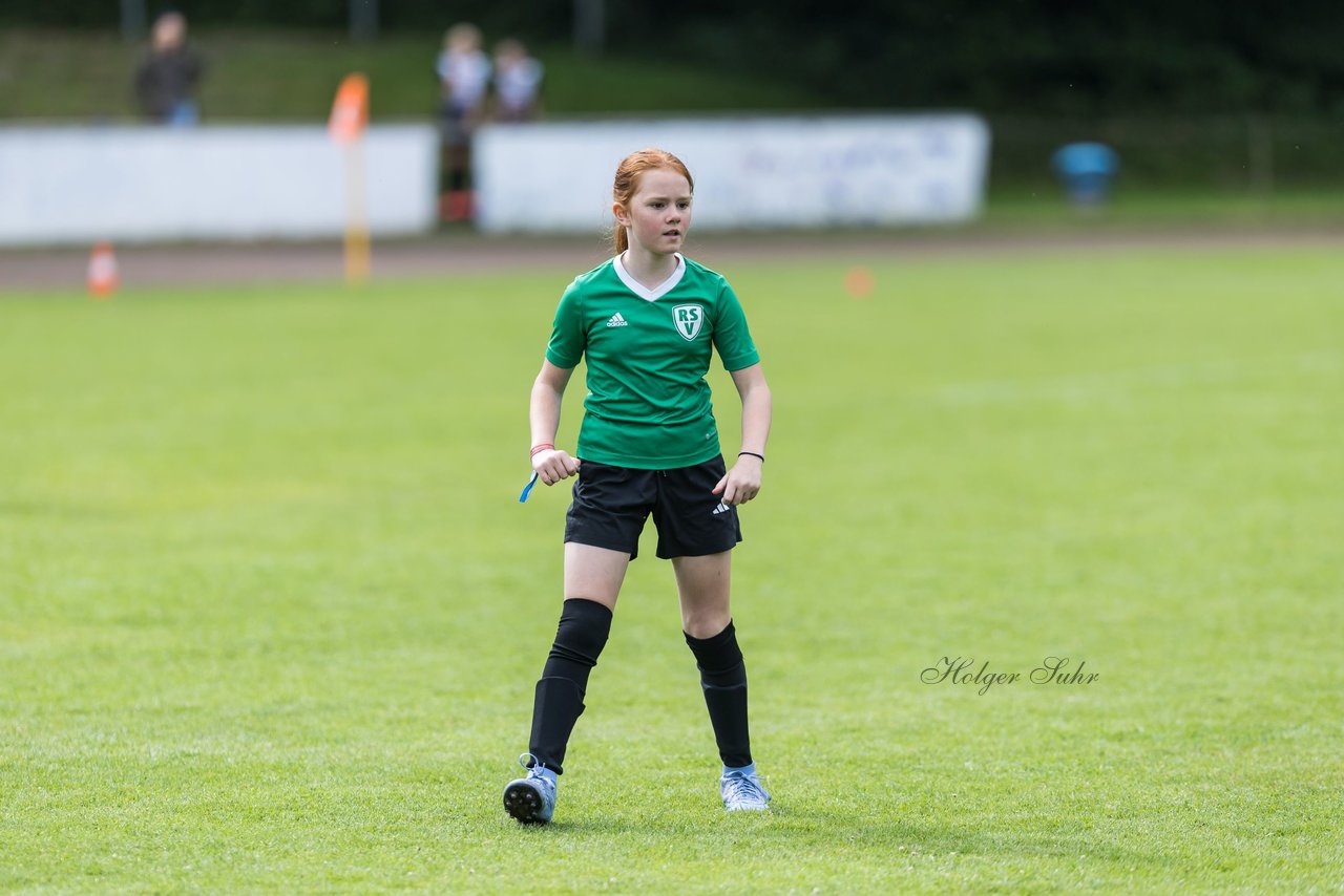Bild 200 - Loewinnen Cup